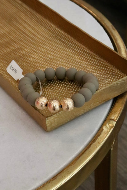 CLAY BEAD BRACELET